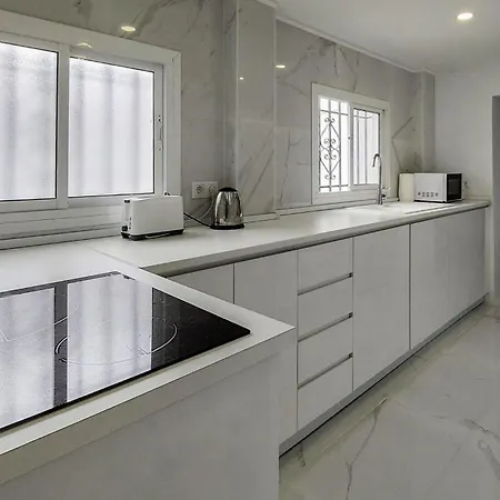 3 Bedroom Beautiful In Apartment Antequera